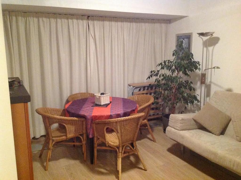 Studio Oostende Budget Lägenhet Exteriör bild