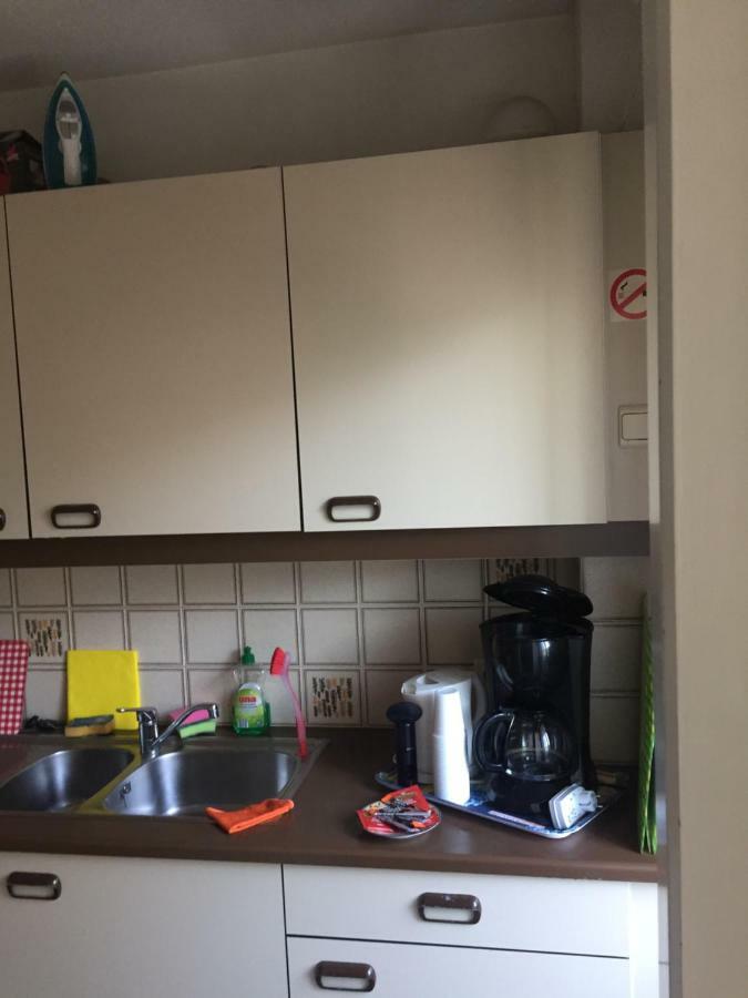 Studio Oostende Budget Lägenhet Exteriör bild