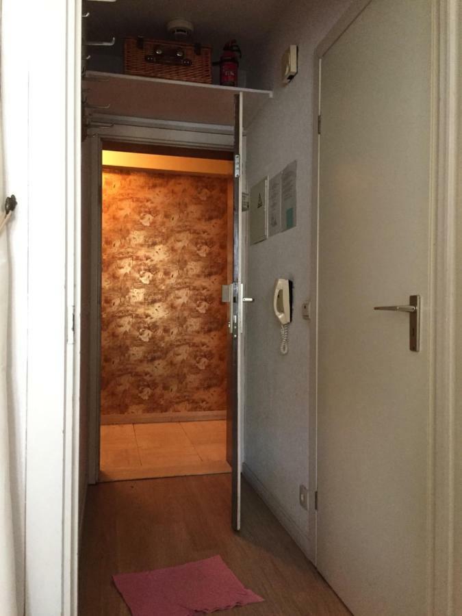 Studio Oostende Budget Lägenhet Exteriör bild